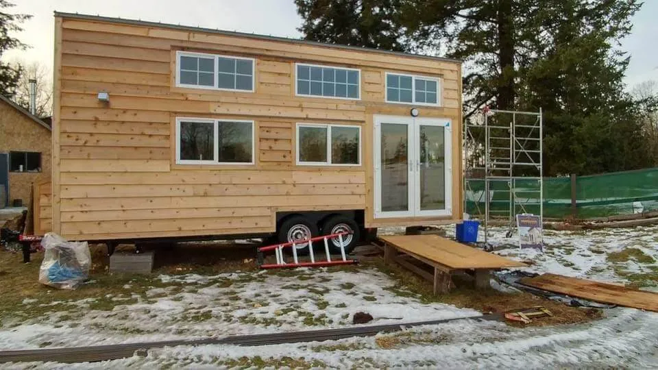 Cleanlifebc - Images of tiny house cleaning